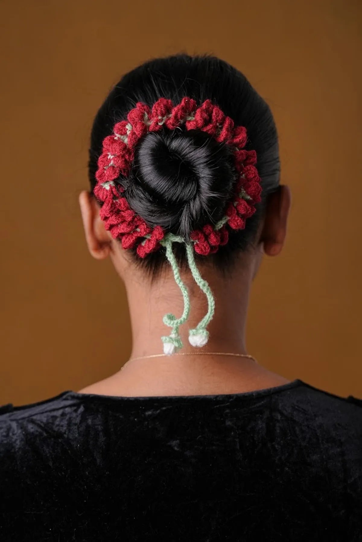 Crochet Red Hair Gajra For Women