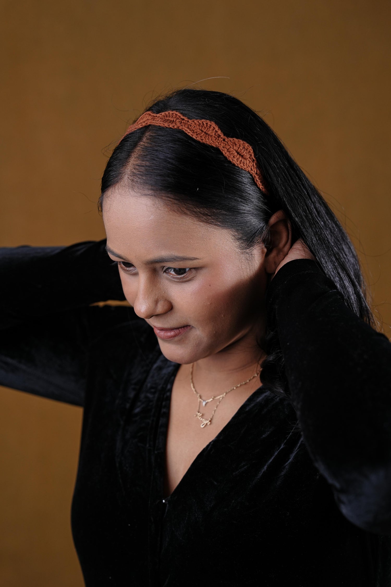 Eyehole Head band BROWN