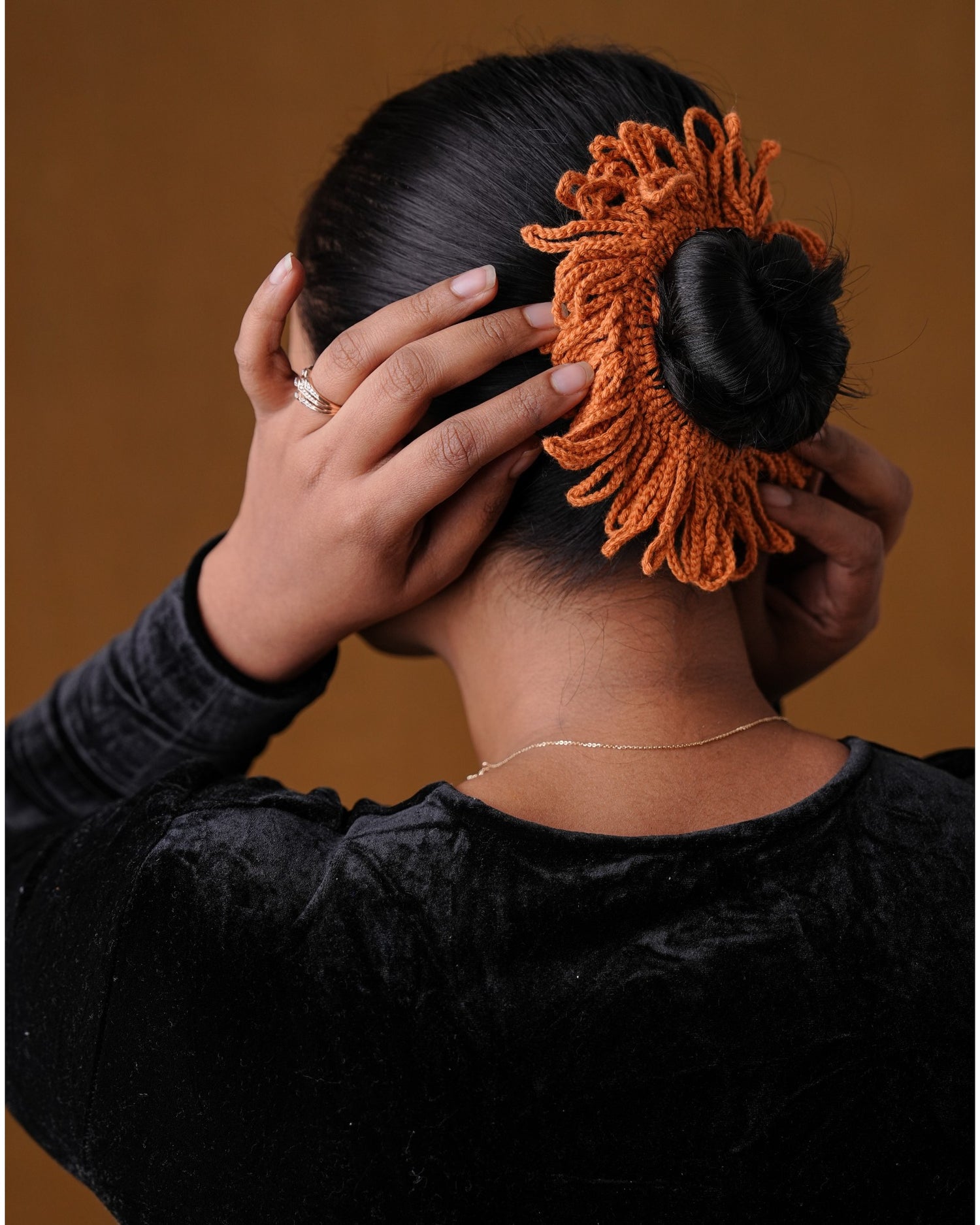 crochet Toffee Hair Rassi Rubber Band For Women