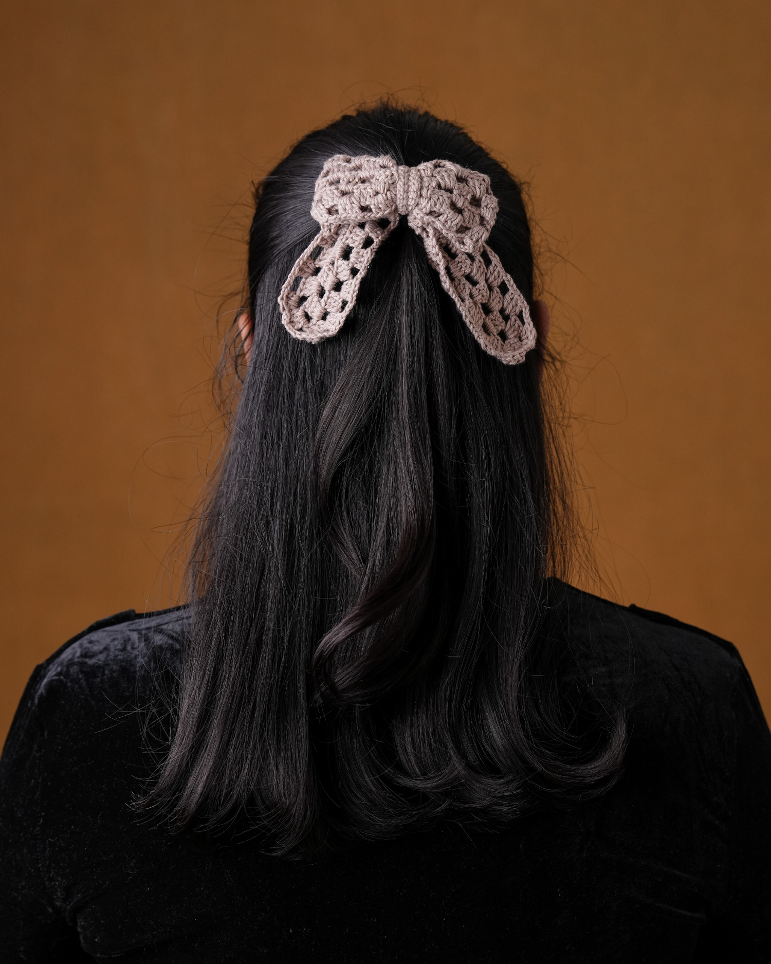 crochet Grey Hair Jali Bow Rubber Band For Women