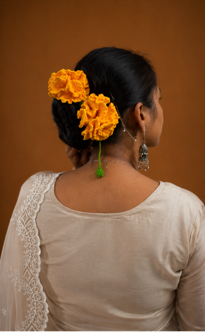 Carnation Gajra